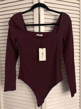 Aritzia NWT Original Contour Headway Long-Sleeve Square-Neck Bodysuit